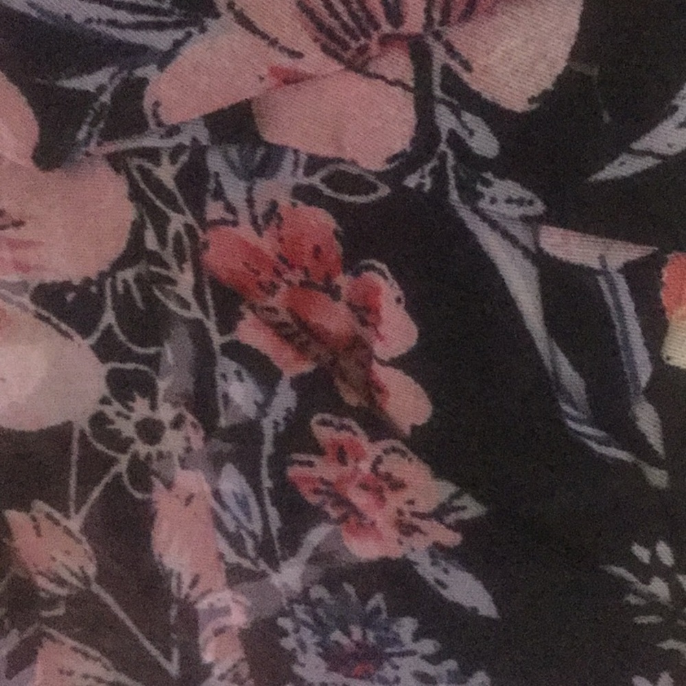 LAST 1❤️BLACK OFF THE SHOULDERS FLORAL ROMPER - Picture 4 of 5